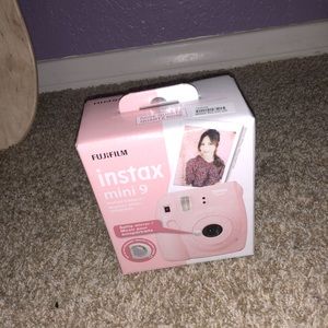 Light Pink Polaroid InstaX mini 9
